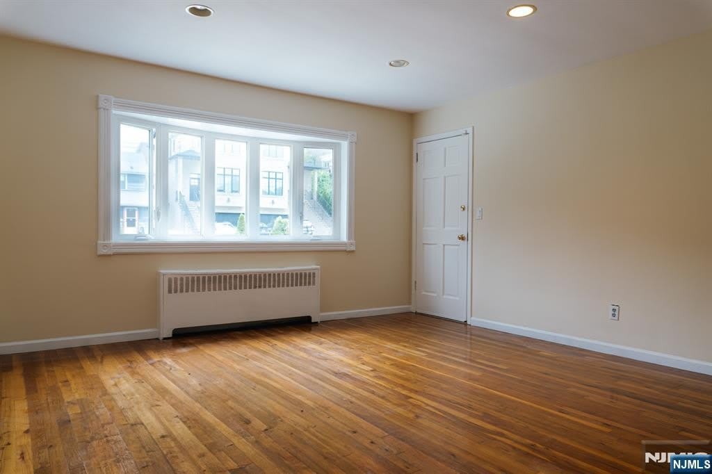 218 Brinkerhoff Avenue – photo 5