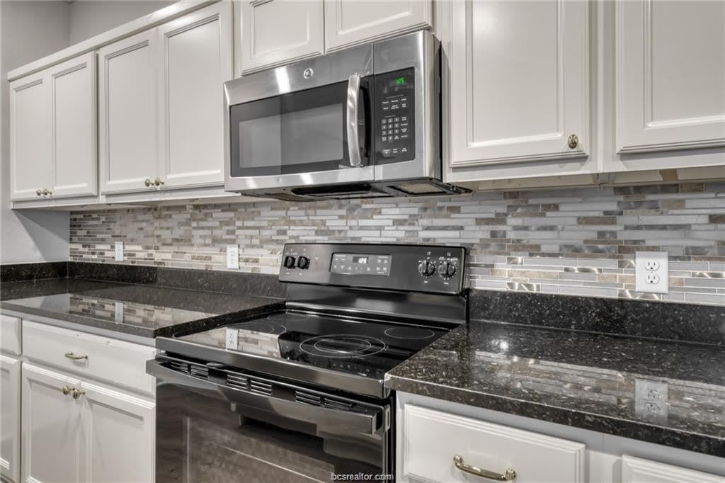 3900 Yukon Lane – photo 4