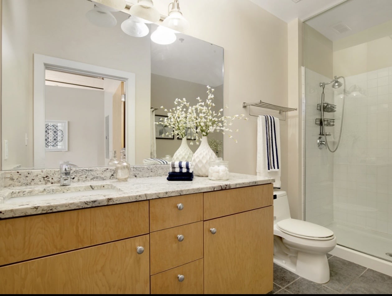 1619 Washington Ave – photo 2