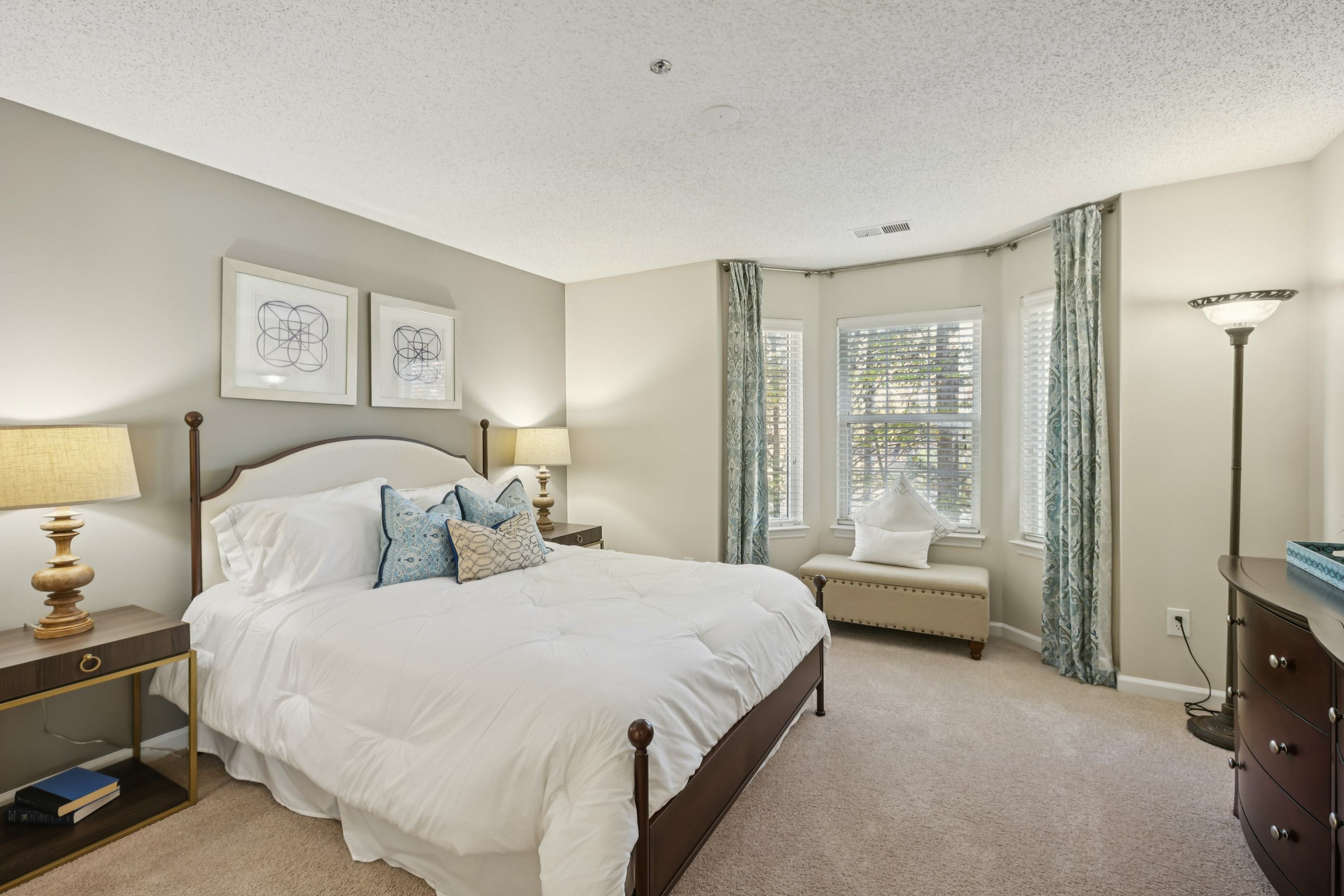 Radbourne Lake Apartments – photo 3