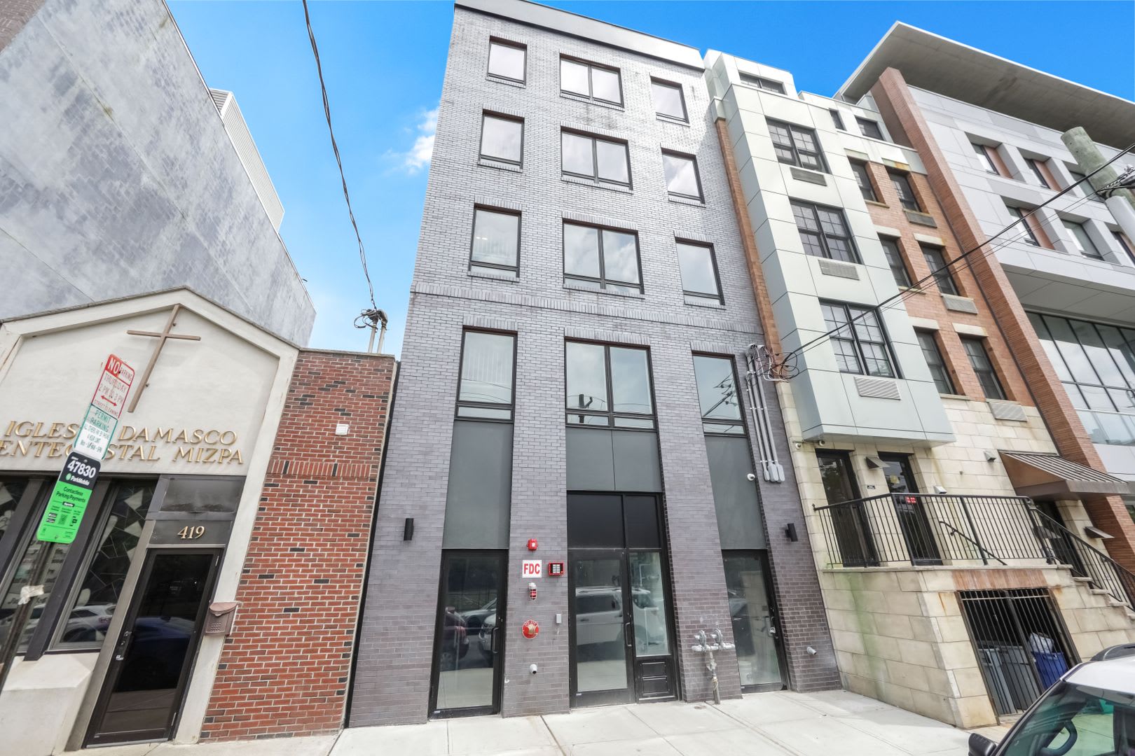 417 Jackson St – photo 5