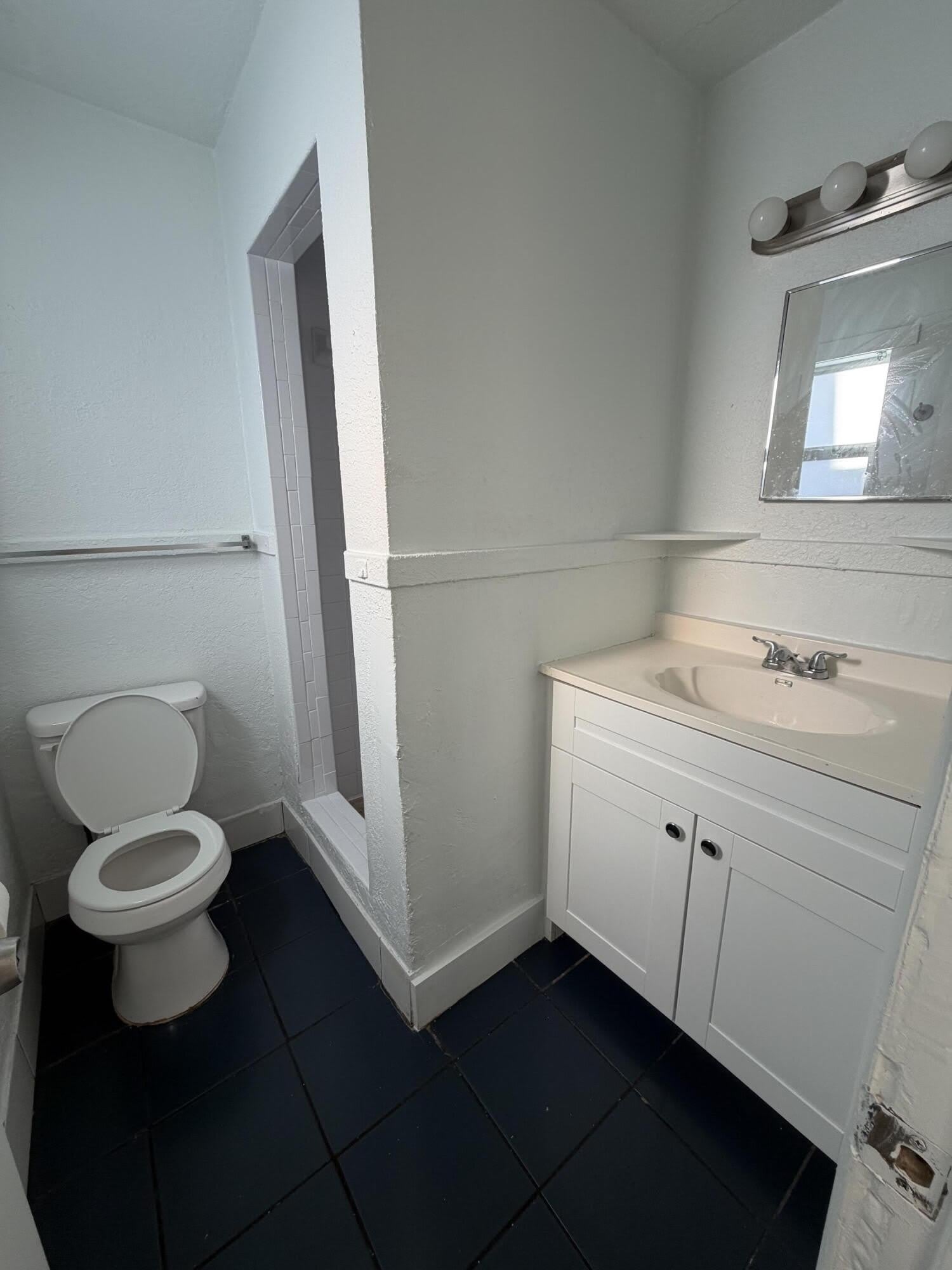 646 Latona Avenue – photo 2