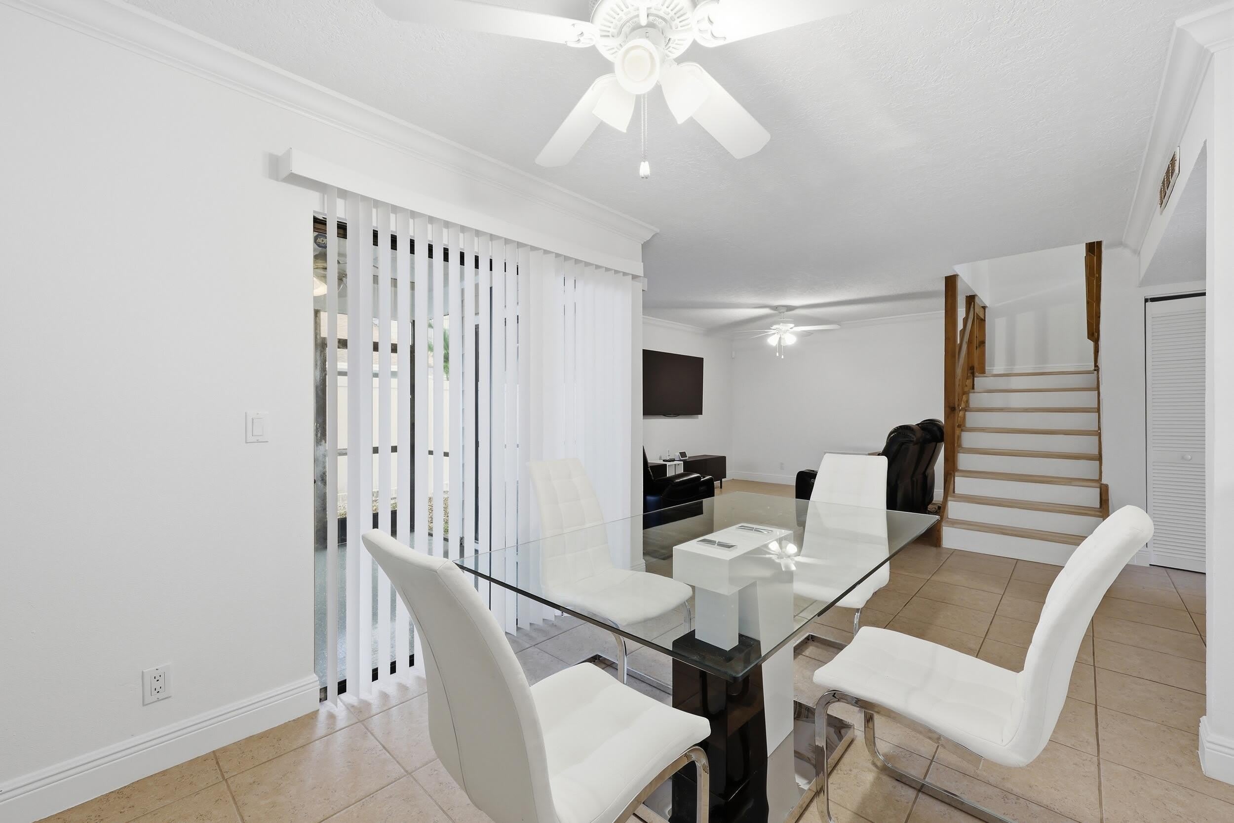 301 Lakewood Drive – photo 3
