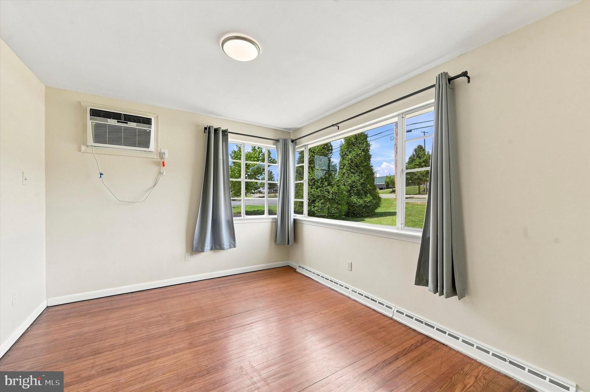 4022 W CHESTER Pike – photo 5