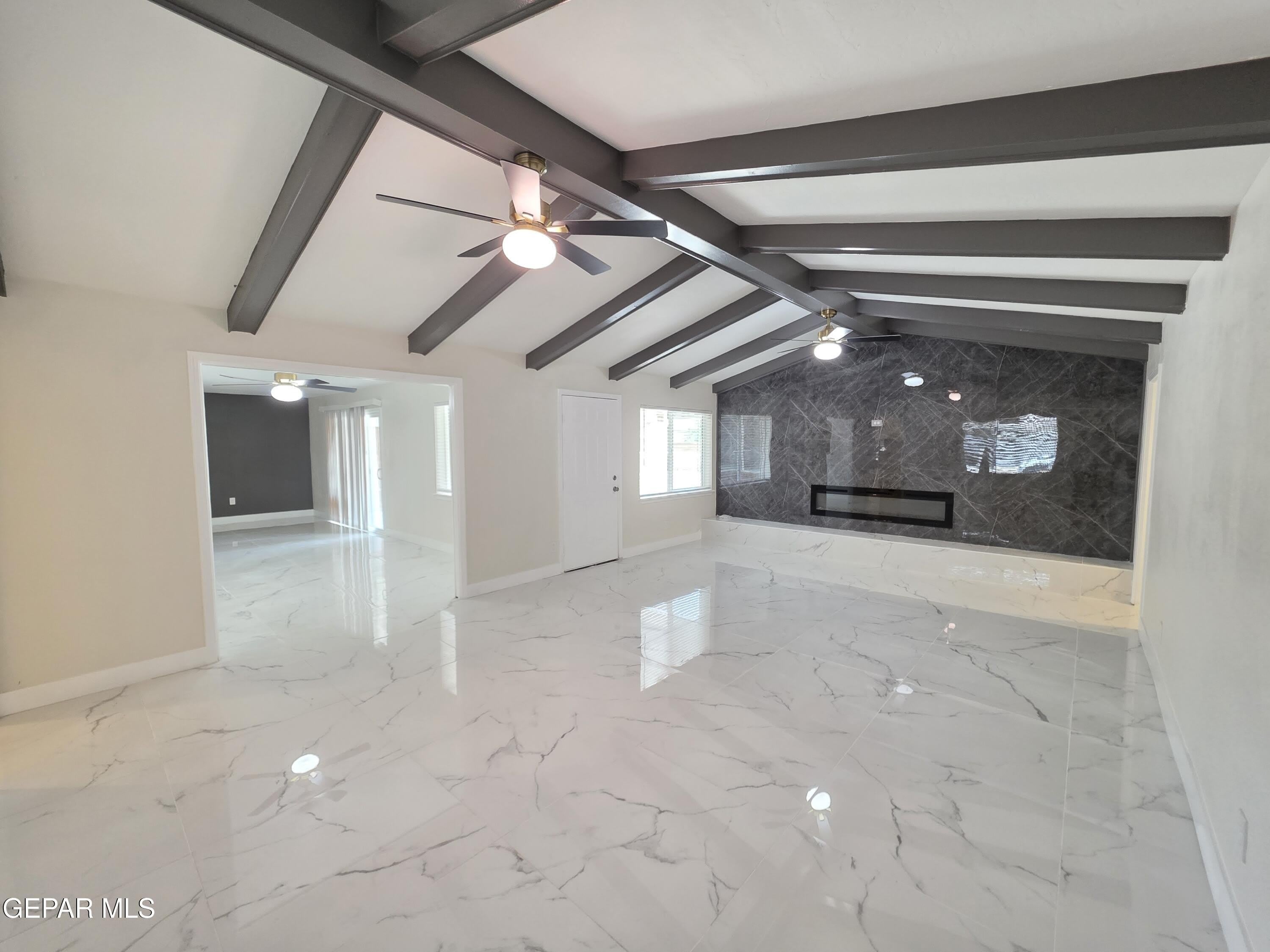 302 quincy Avenue – photo 4