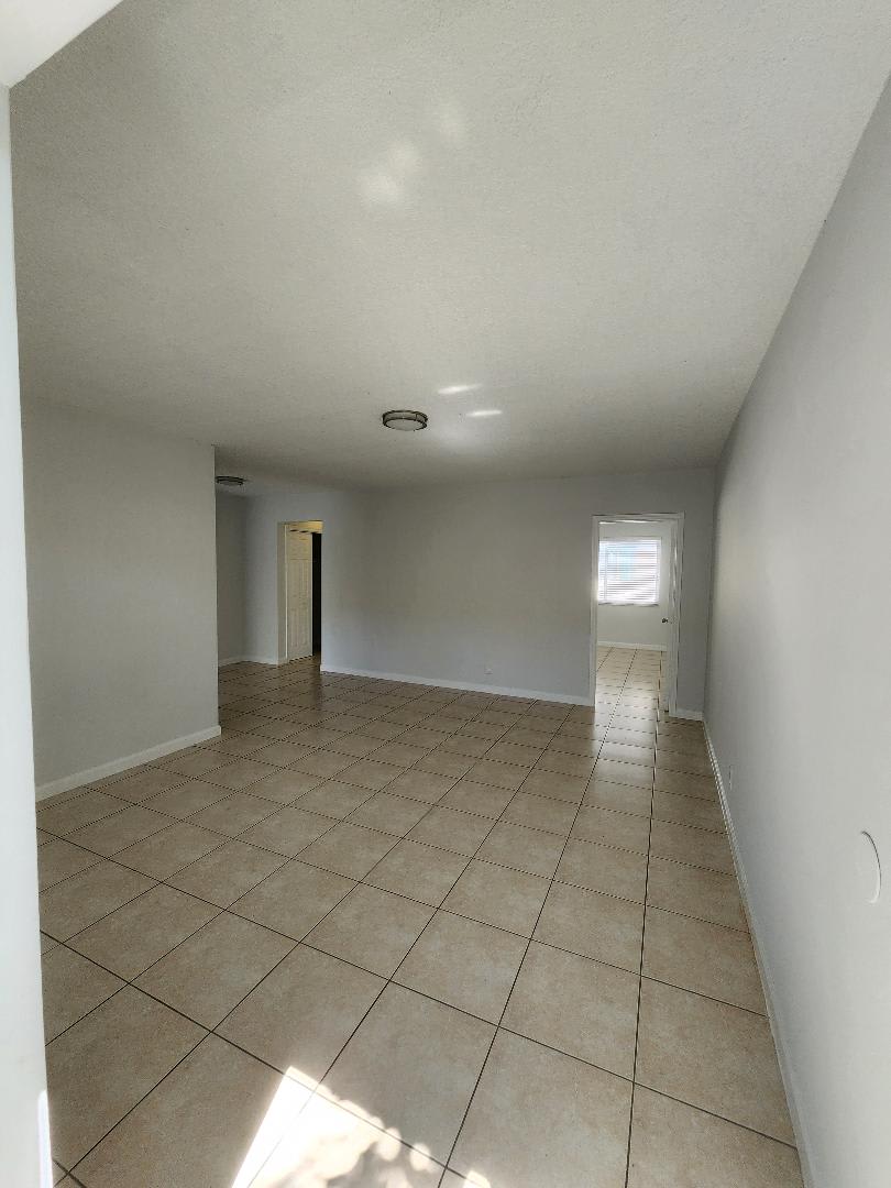 7311 Byron Avenue – photo 2