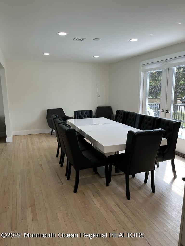 279 Lake Avenue – photo 4