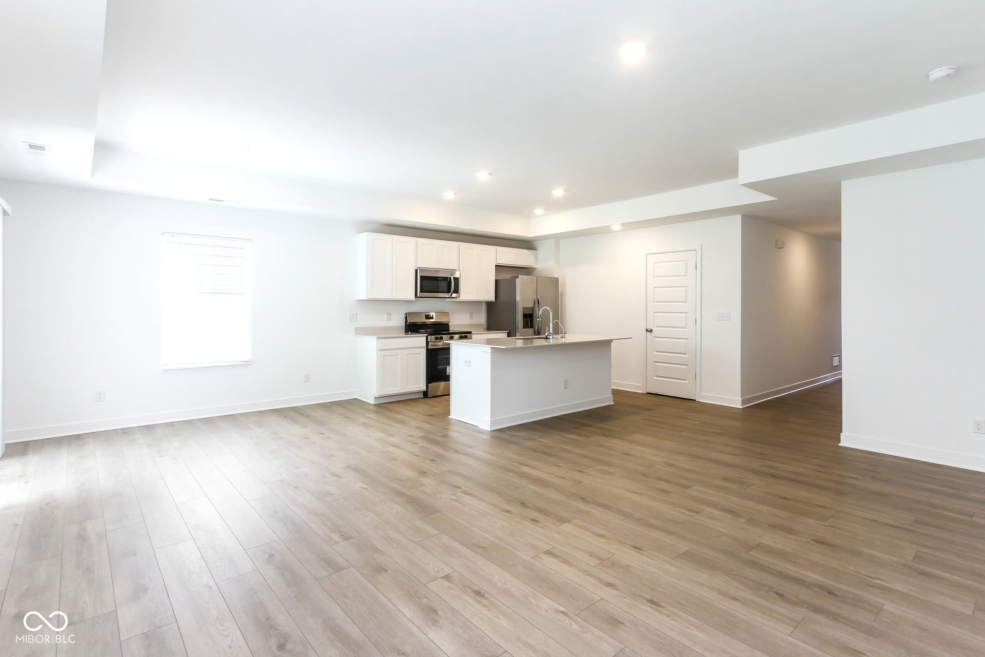 8831 Georgina Street N – photo 3