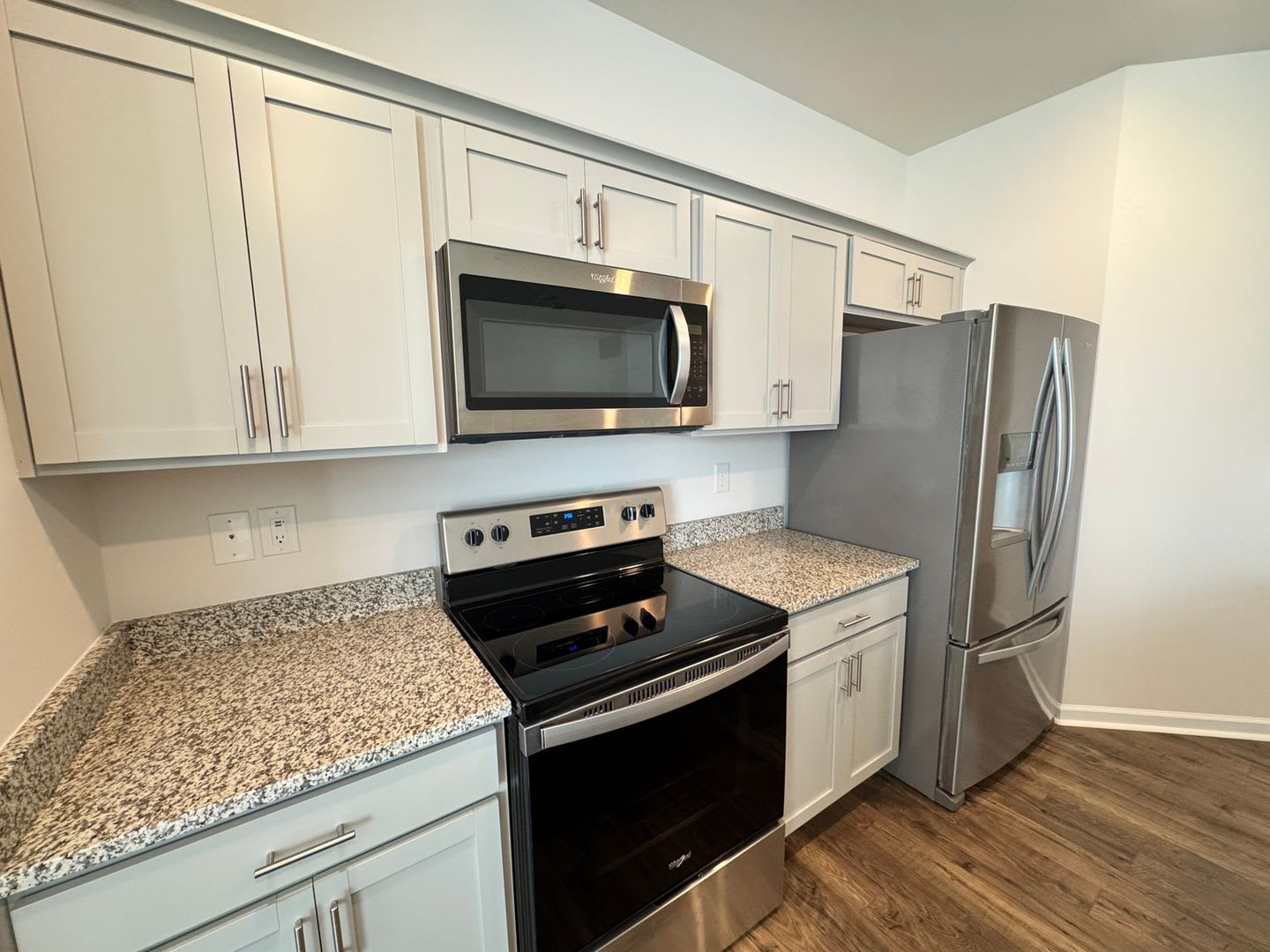 Charming 3BR Townhome in Greer – photo 2