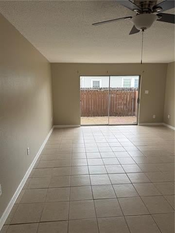 588 OAK Avenue – photo 4