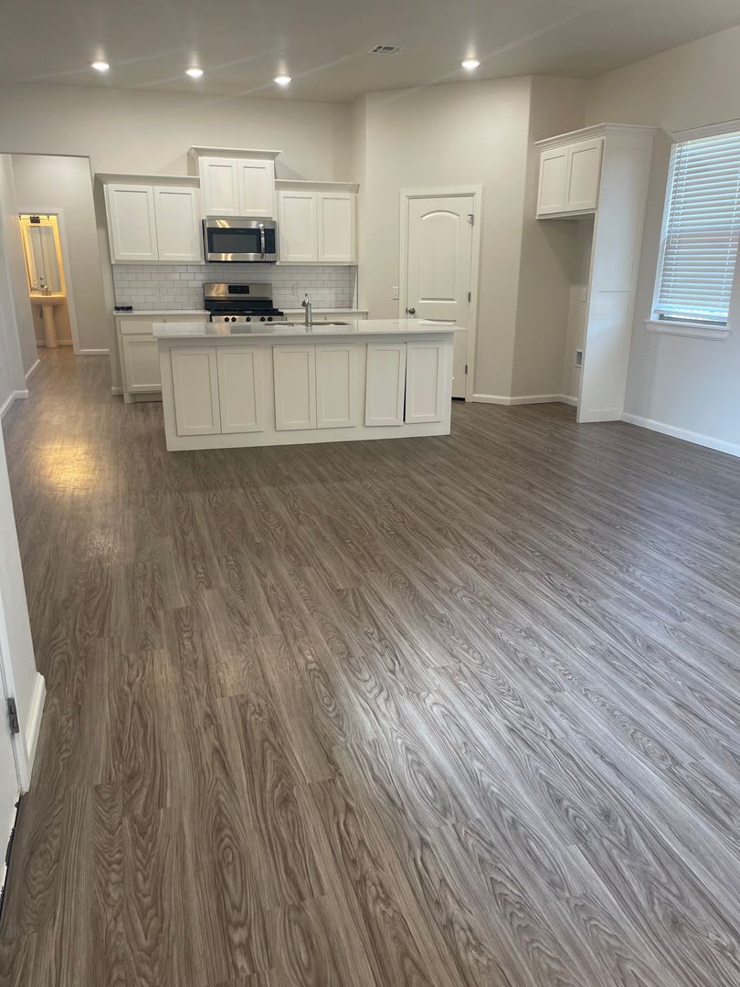 3 Bed 2 5 Bath Home In Sought After Gated Community In Nw Norman – photo 3