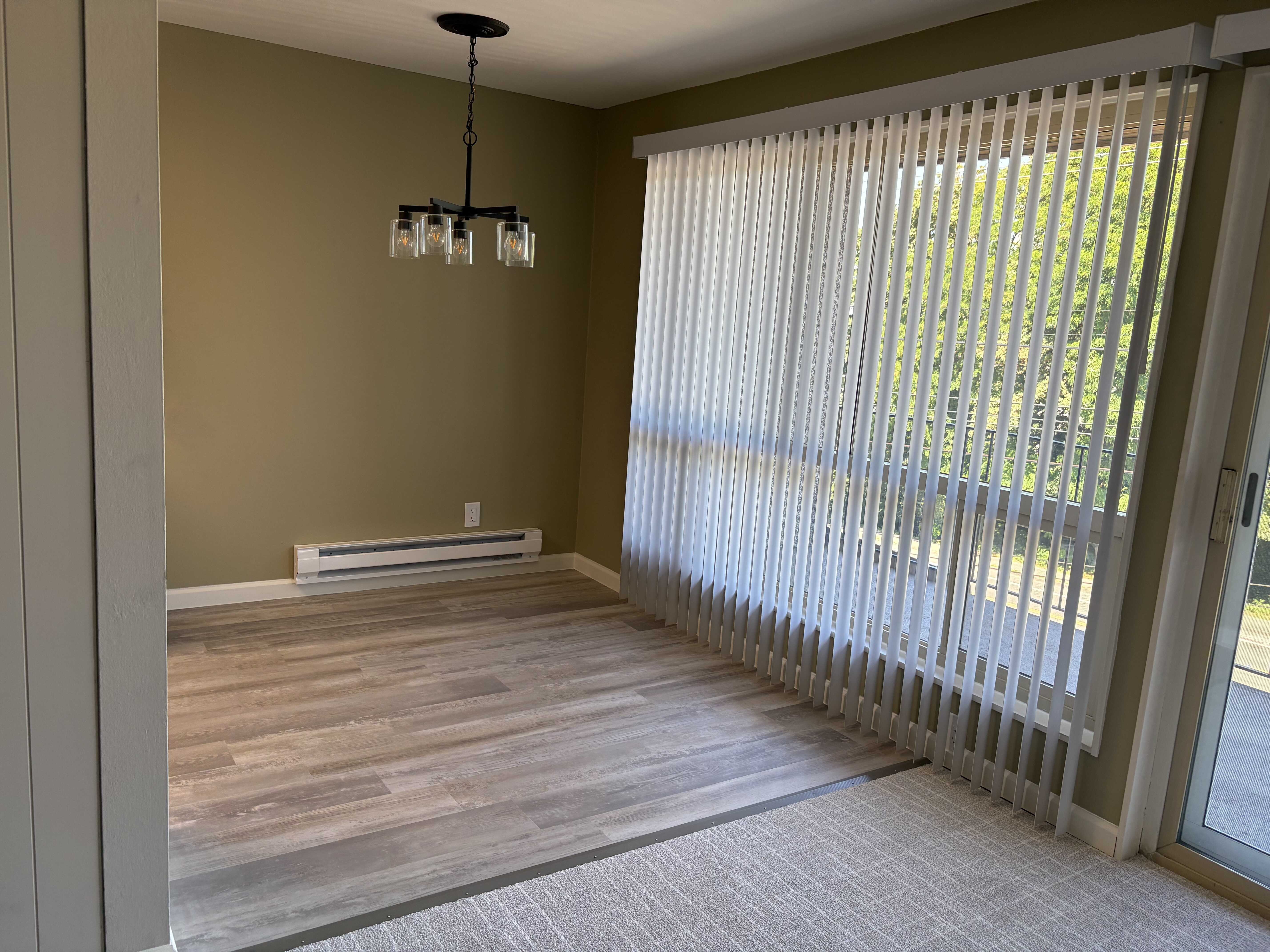 12239 Des Moines Memorial Drive – photo 3