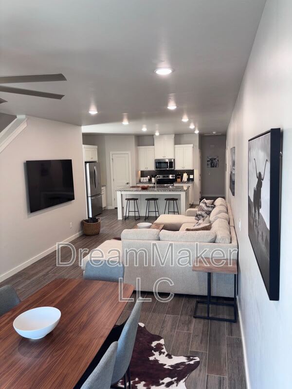 2819 Clifton Terrace – photo 4