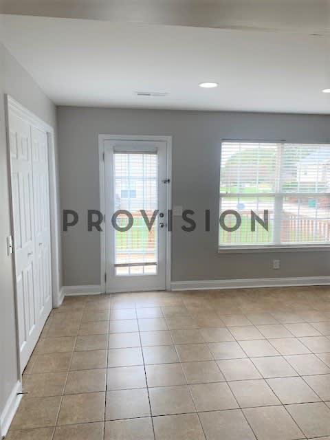 1902 Fletcher Rd NW – photo 5