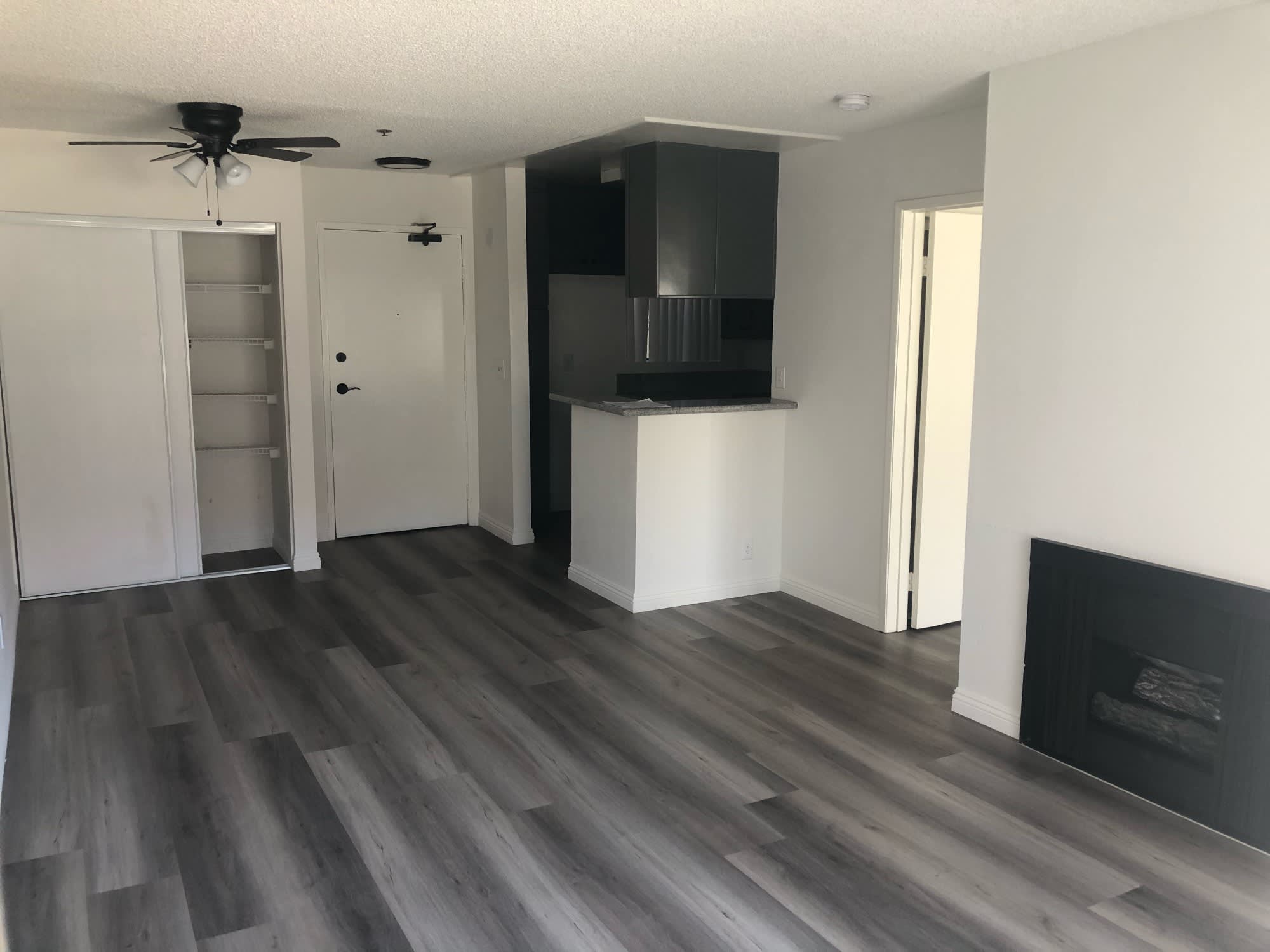 1601 Venice Blvd – photo 5