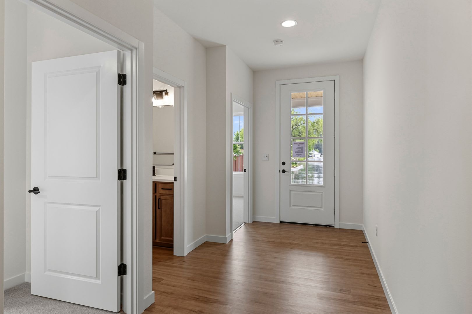 Single Family Home – photo 2
