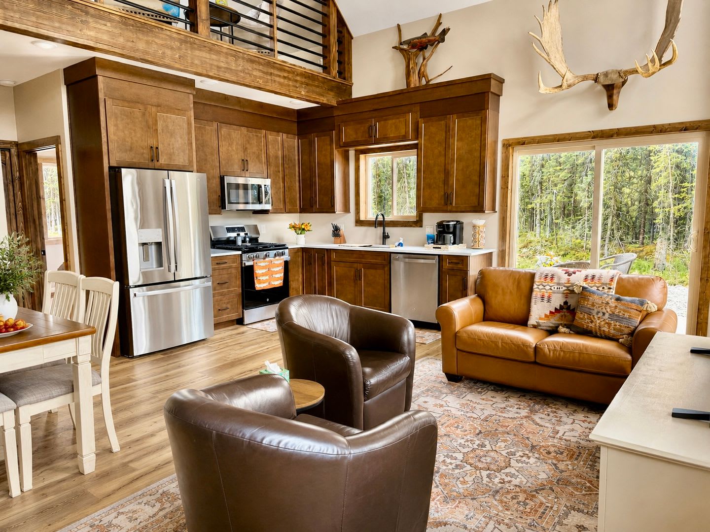 LIKE NEW SEASONAL RENTAL – photo 2