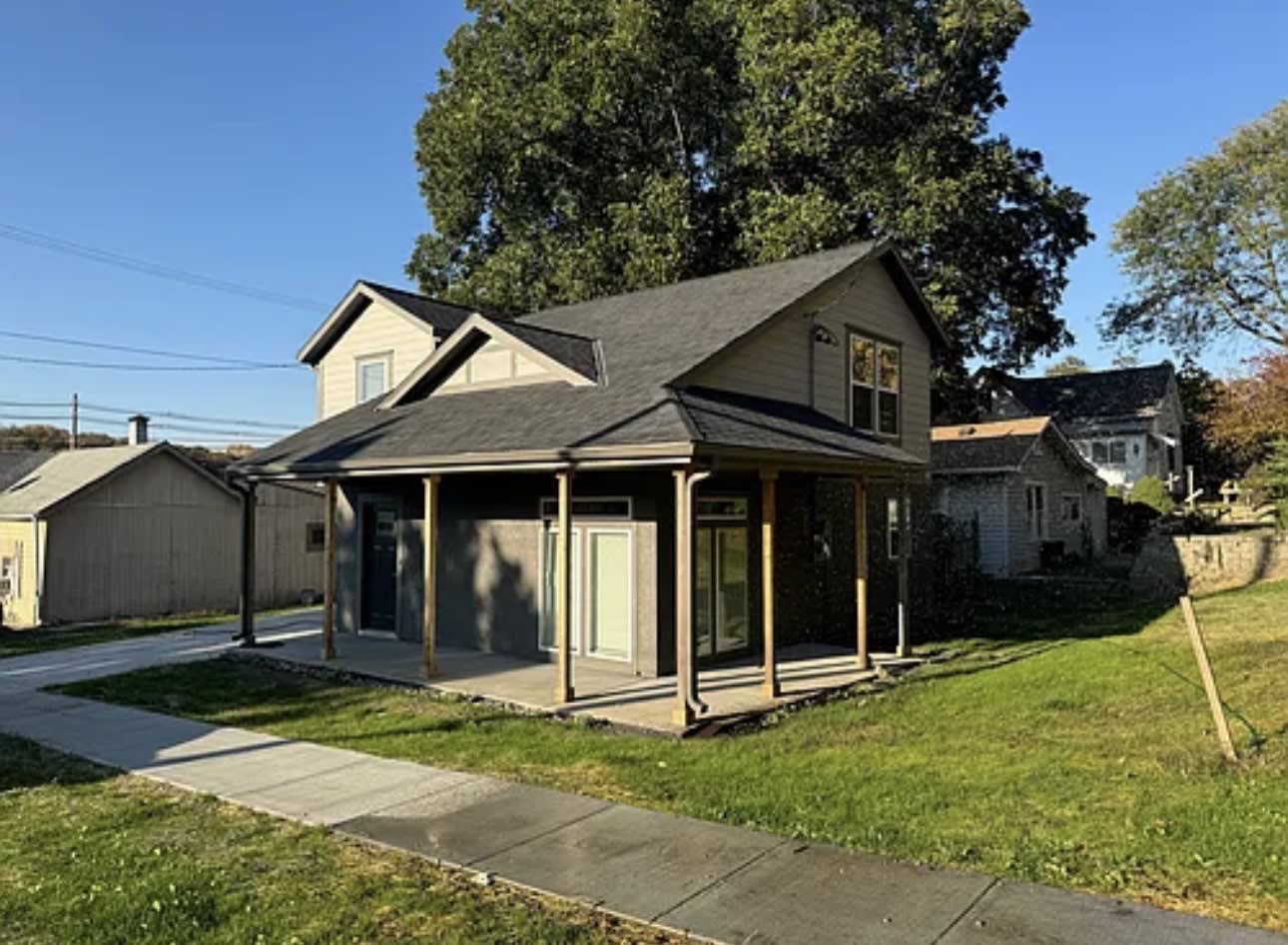 748 Seminary Street – photo 3