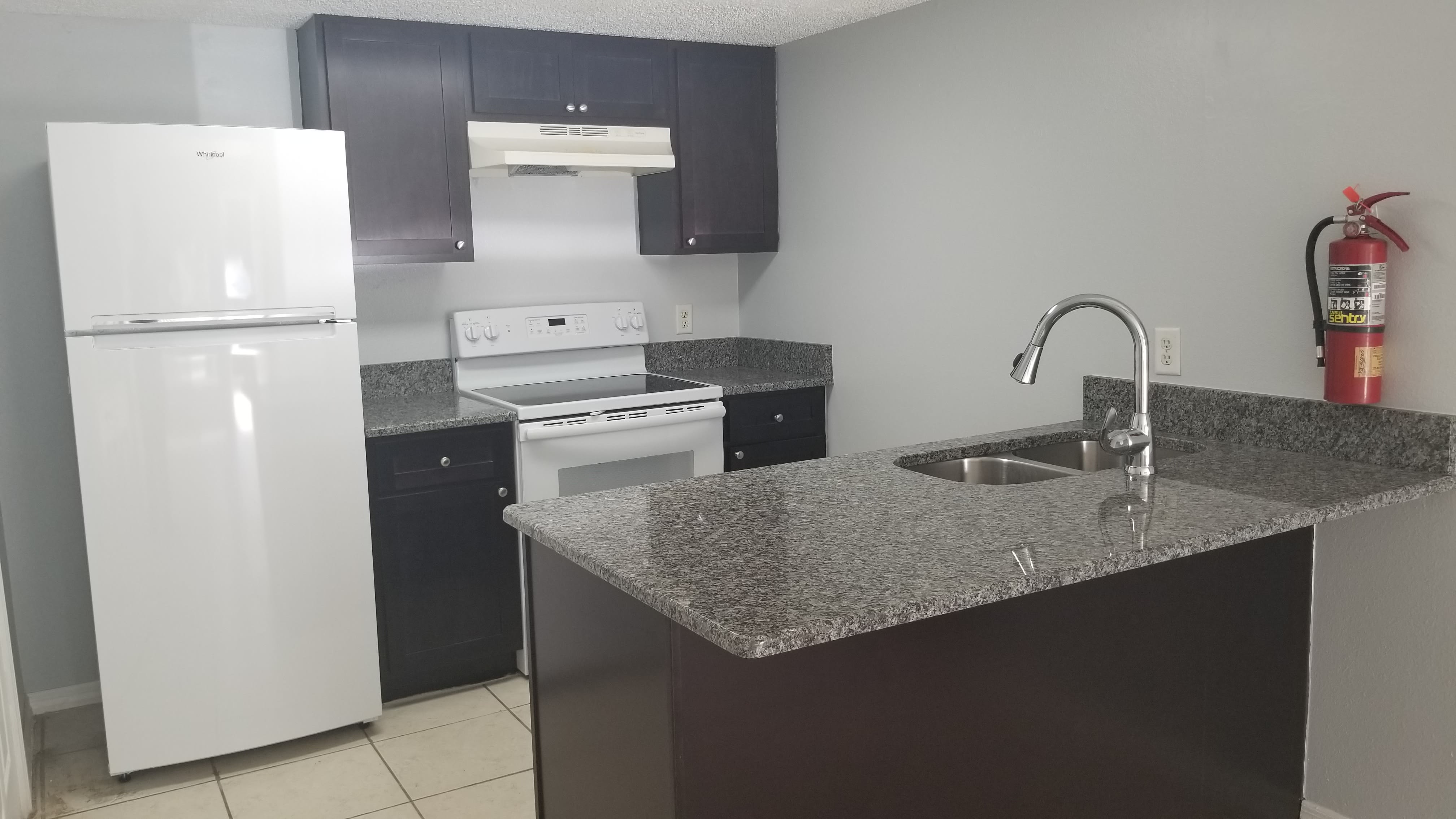 7949 Pinehurst Dr – photo 1
