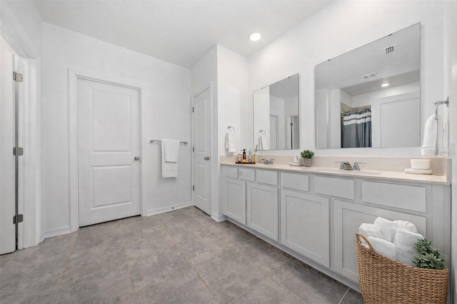 3977 WILLOWBROOK Drive – photo 3