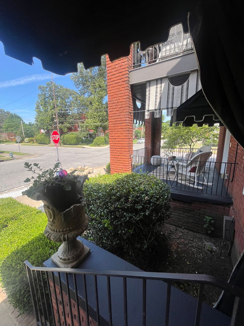 Lower Town Retreat – photo 4