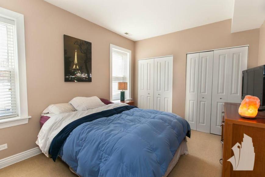 4867 N Hermitage Ave – photo 4