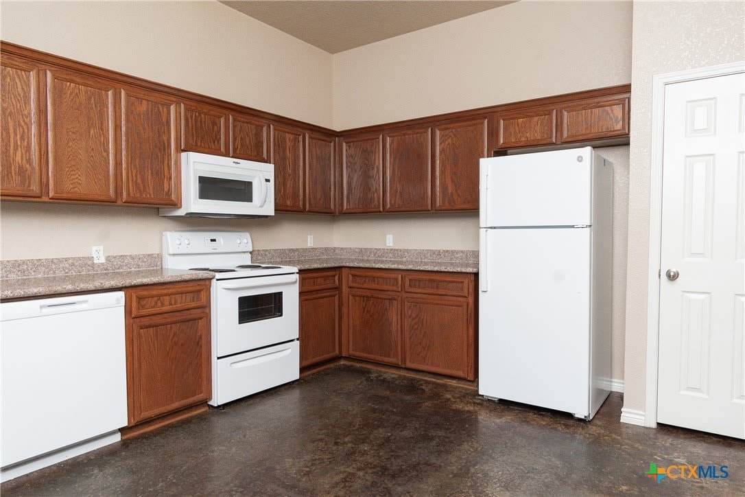 4102 Cambridge Drive – photo 5