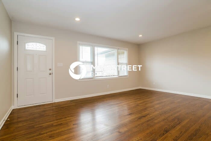 5122 North Cleveland Avenue – photo 2