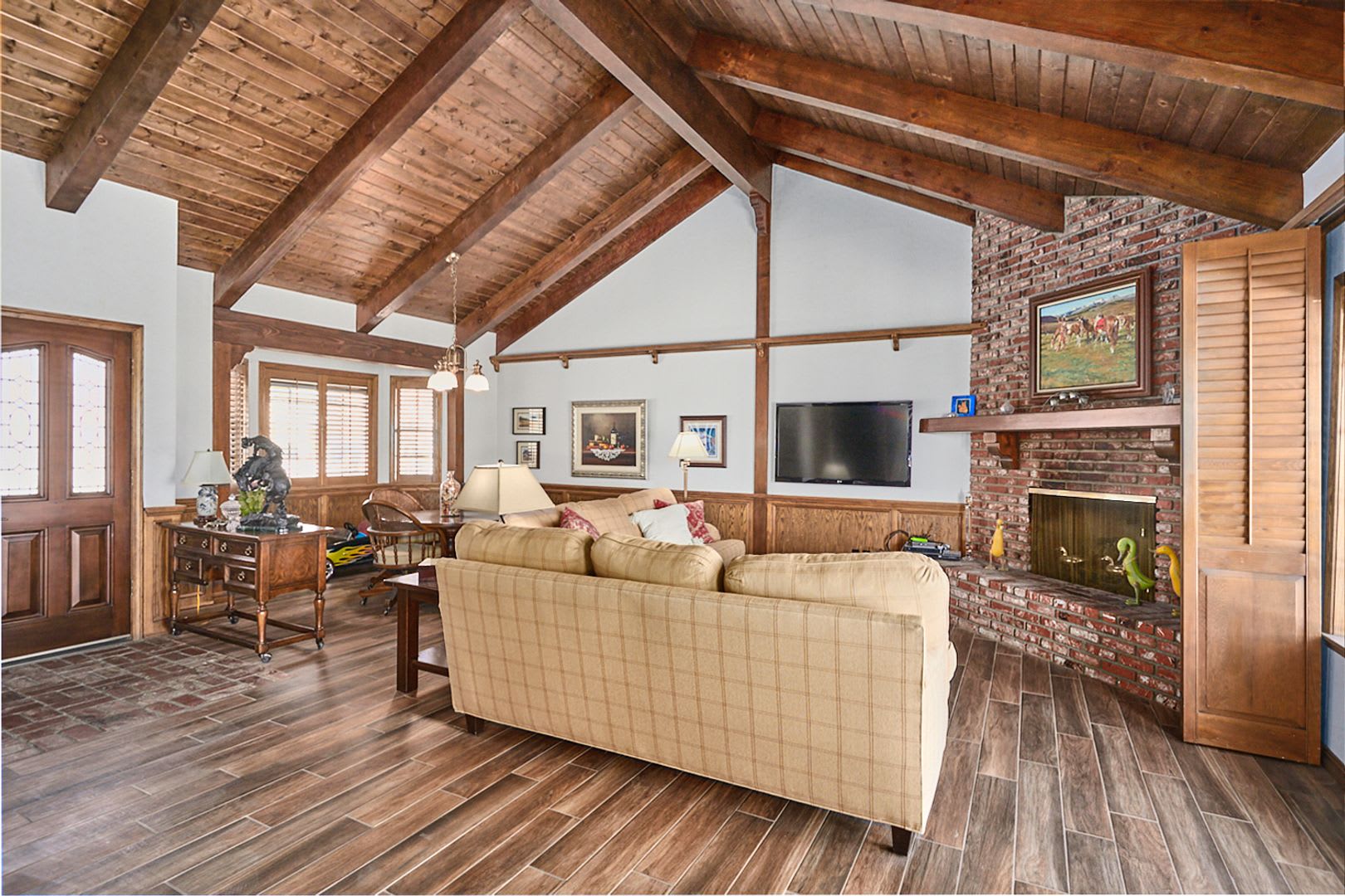 13565 Pyramid Drive – photo 5