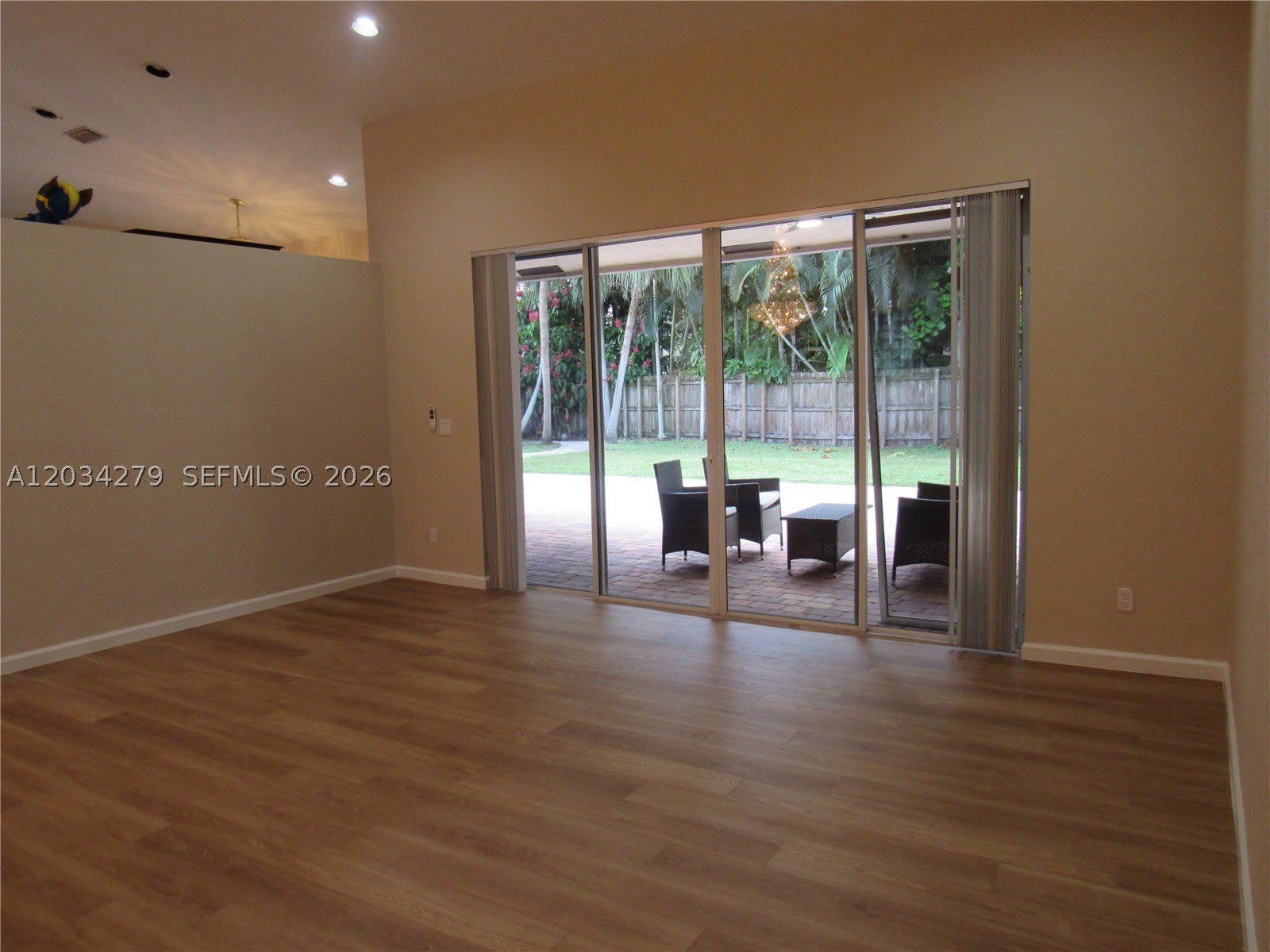 10255 Guatemala St – photo 3