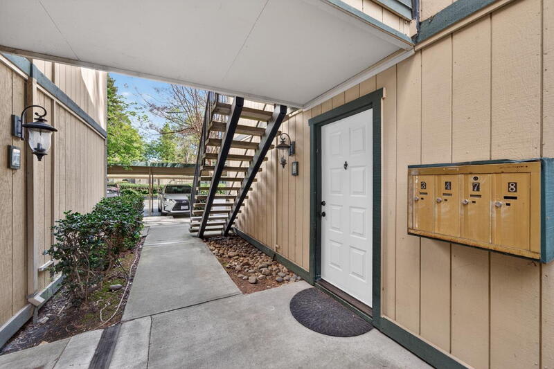 251 Del Verde Cir – photo 2