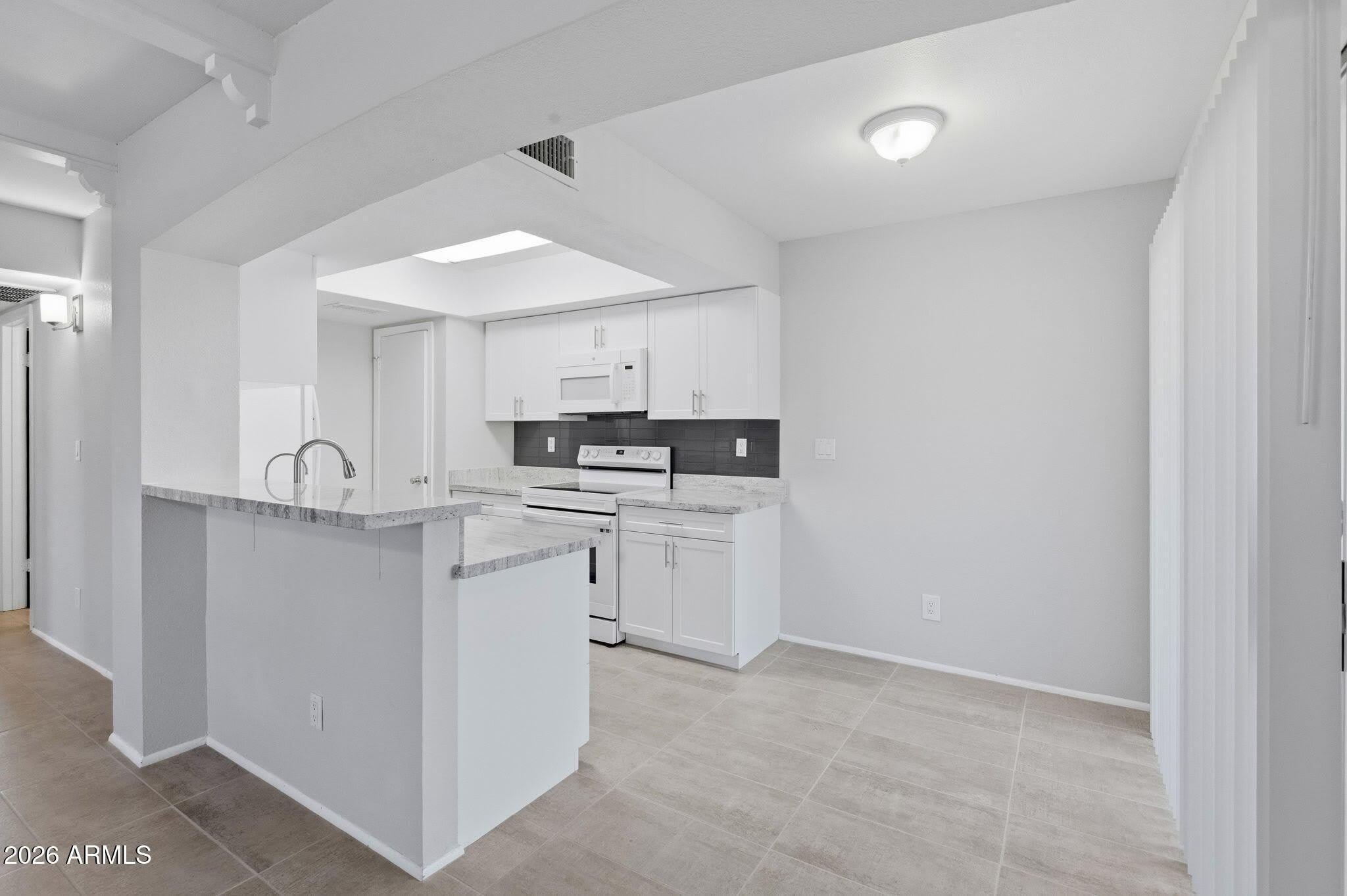 780 E EUGIE AVE – photo 5