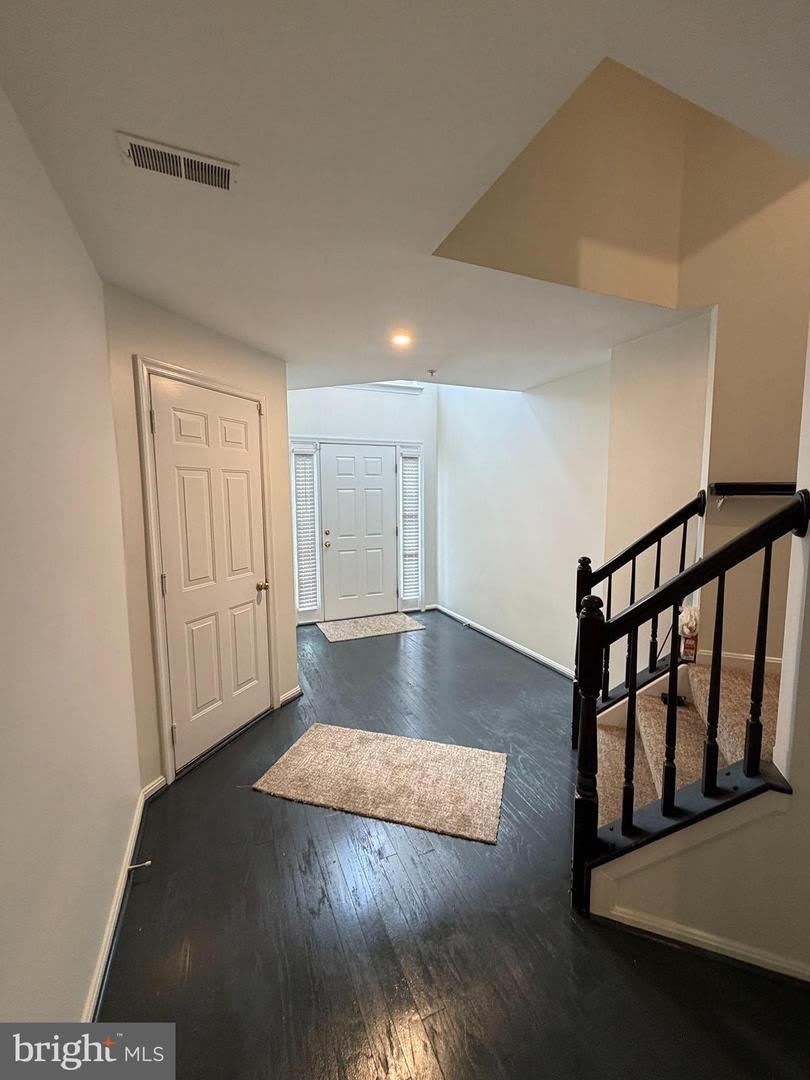 12109 SUTTON LN – photo 3