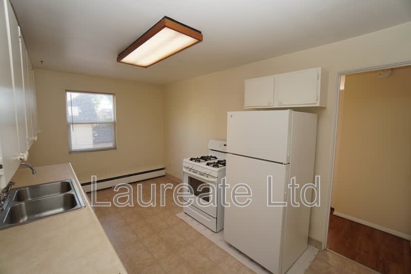 1432 Gaylord St – photo 5