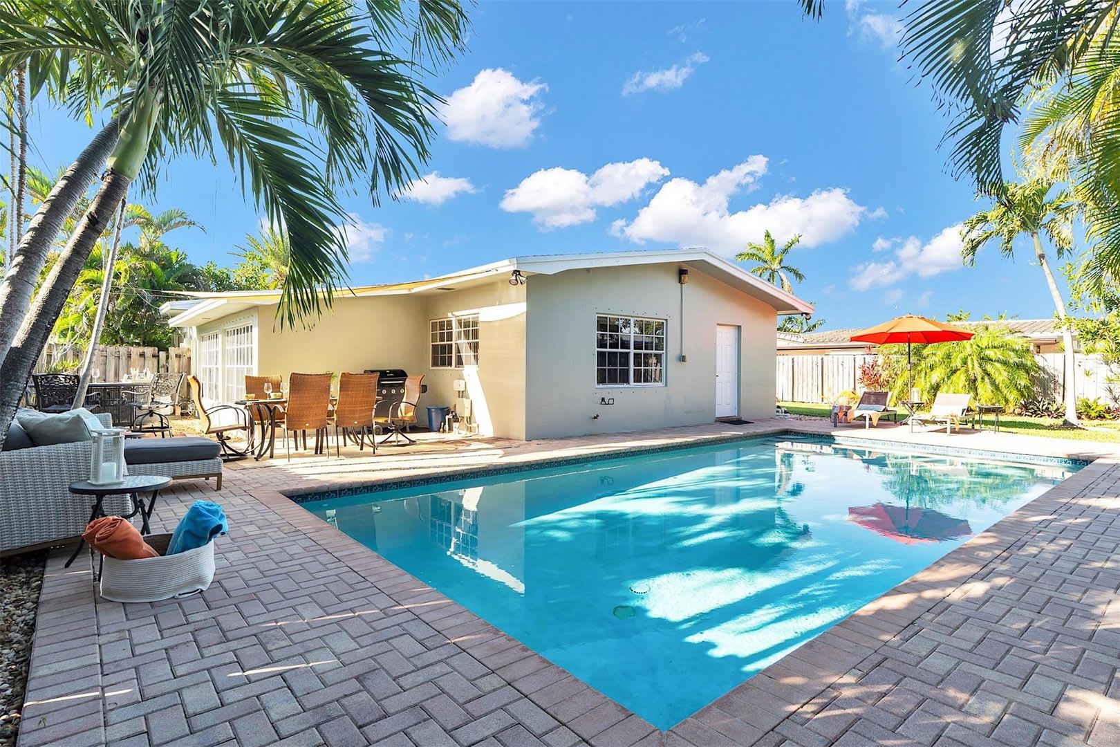 3221 Seaward Drive, Lauderdale By The Se, FL 33062 – photo 1