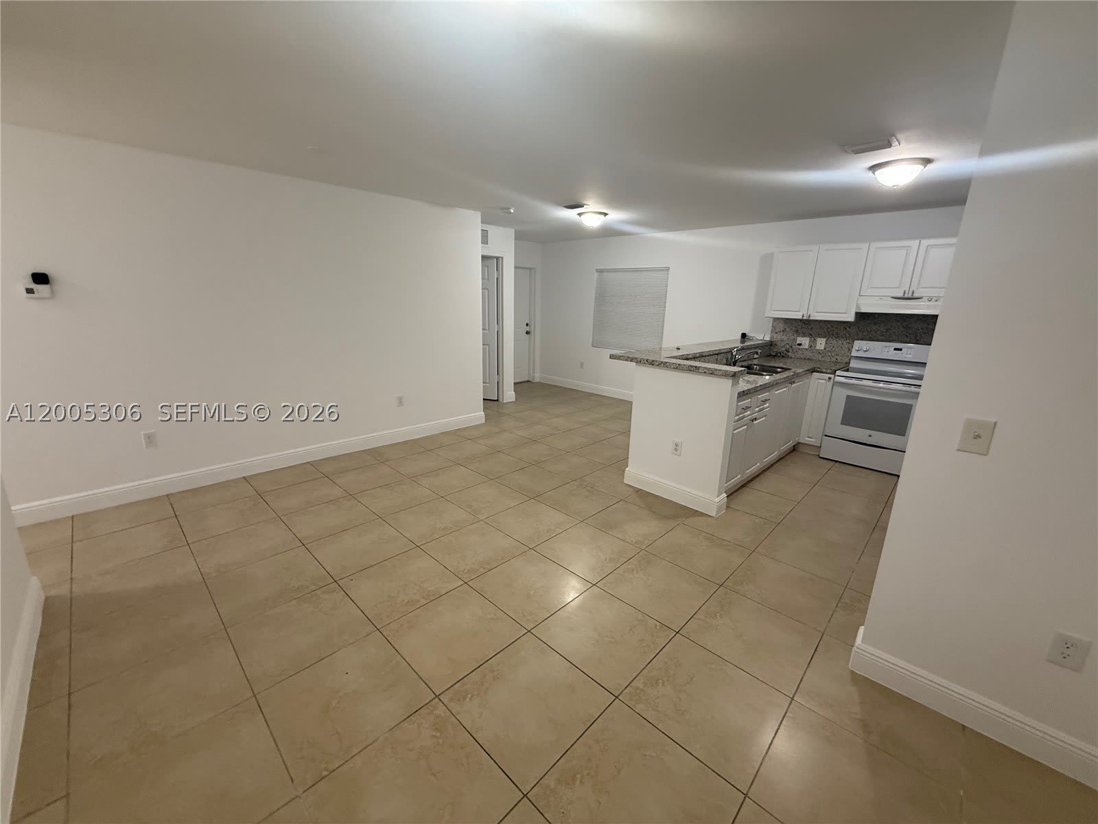 1565 NW 47th St – photo 5