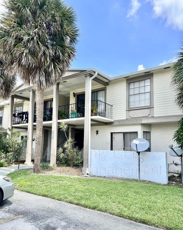6065 Village Circle – photo 1