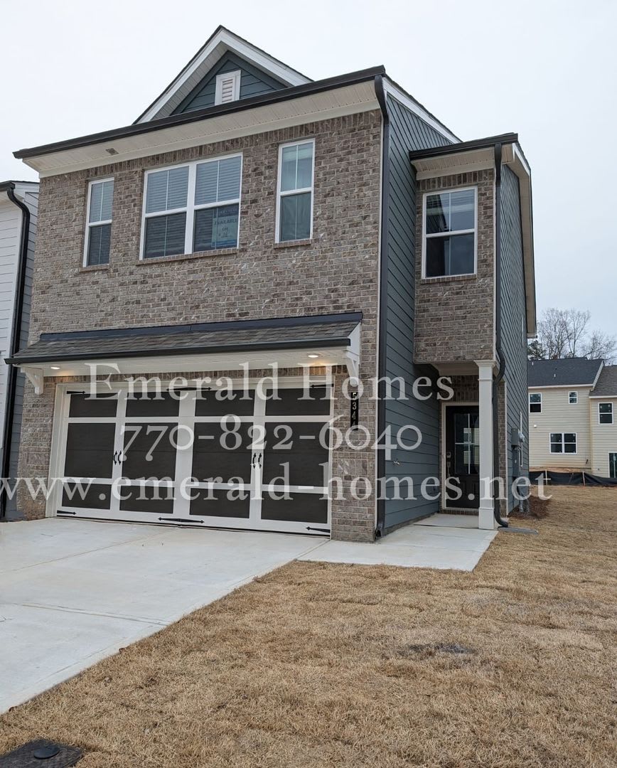 Pet Friendly .. 3 bed 2.5 bath Townhome in STUNNING new community – photo 2