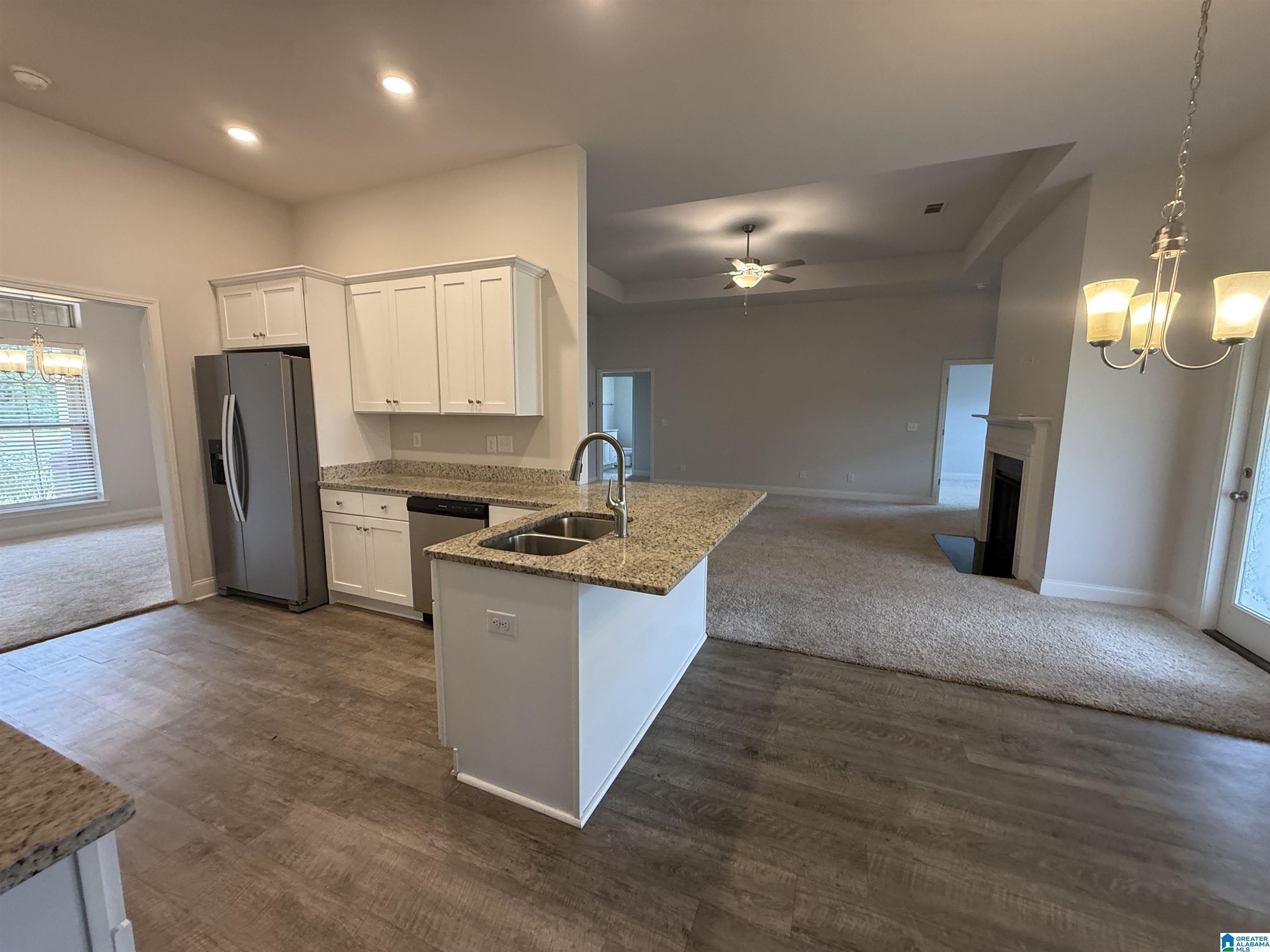 424 HARLESS LANE – photo 3