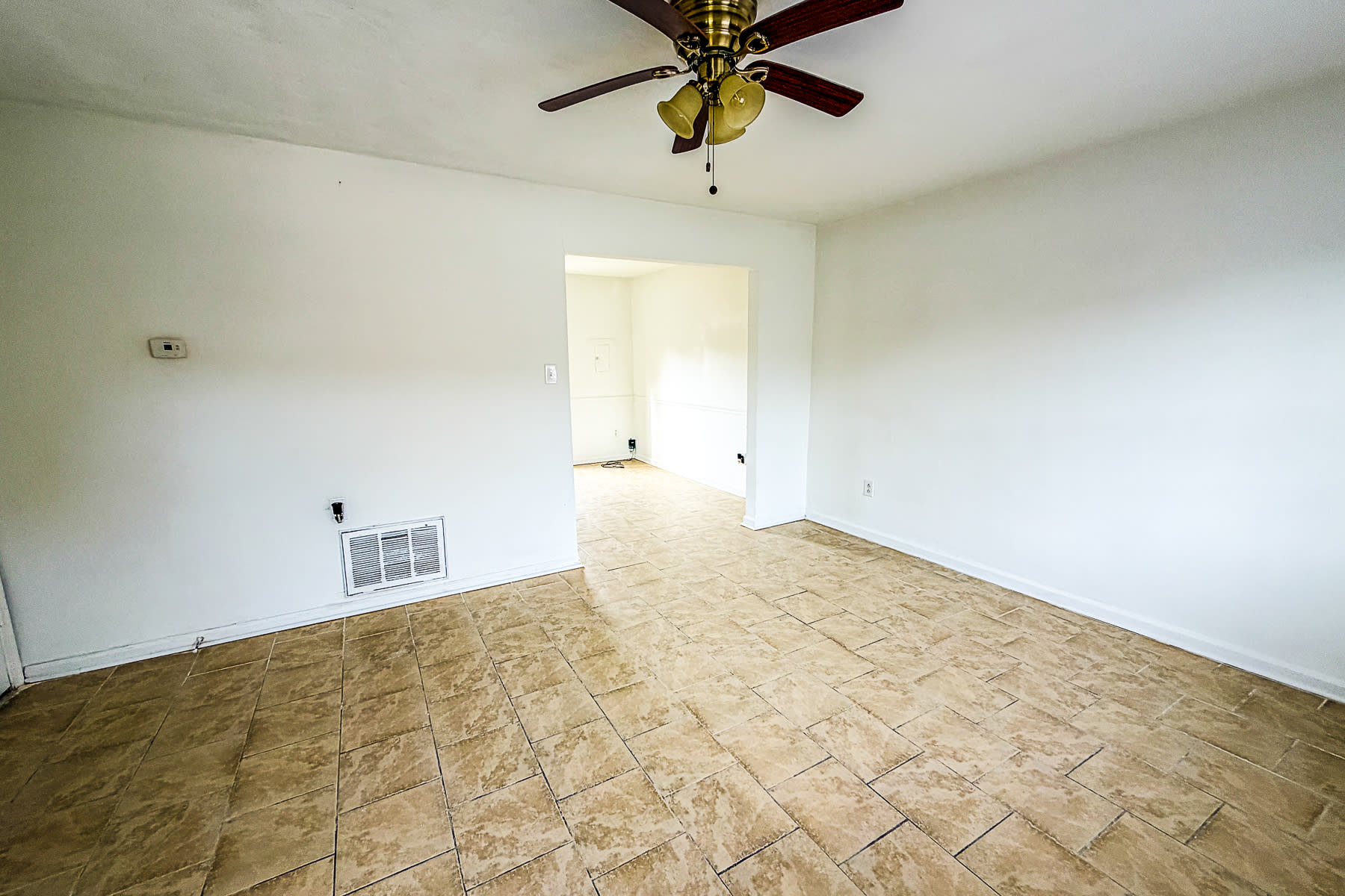 1038 Wickford Court – photo 3