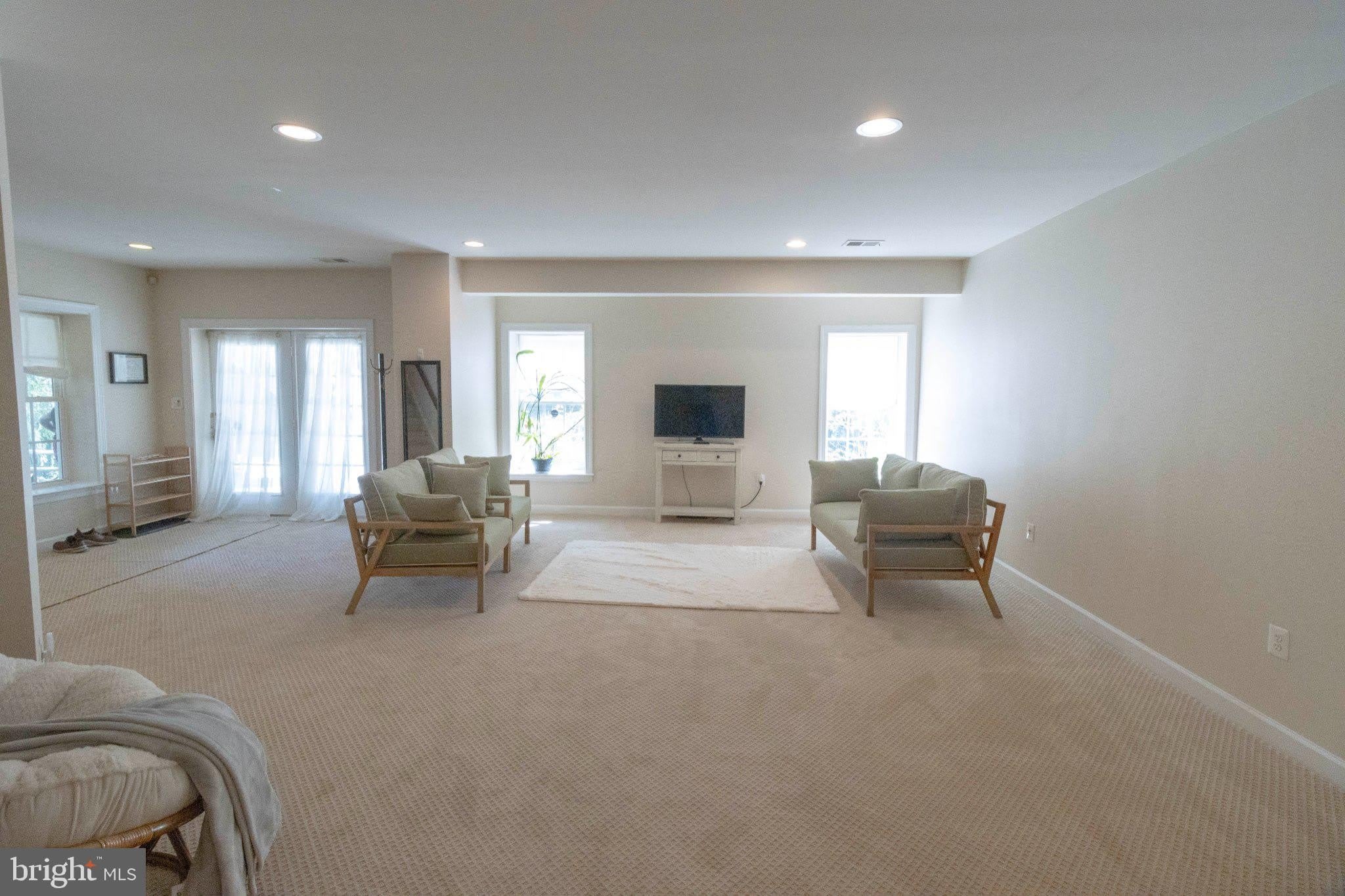 3624 STONEWALL MANOR Drive – photo 4