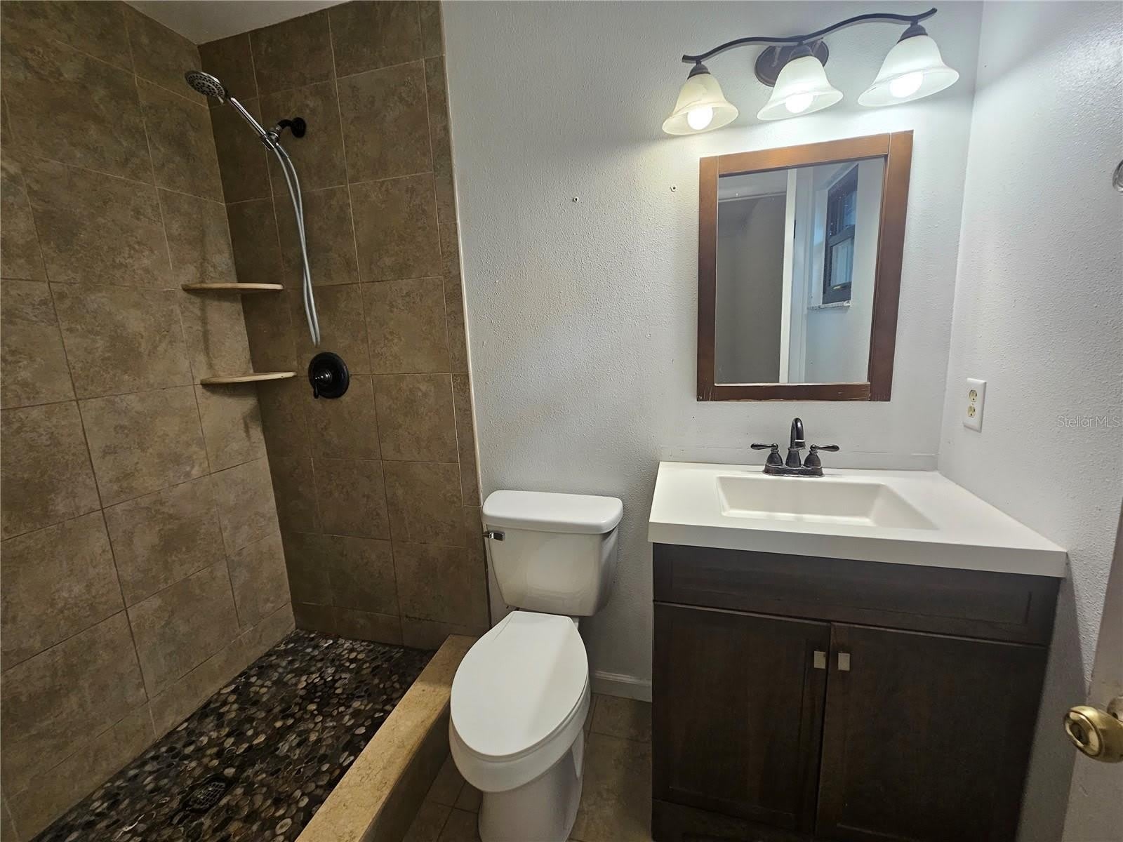 247 GROVE Street – photo 4