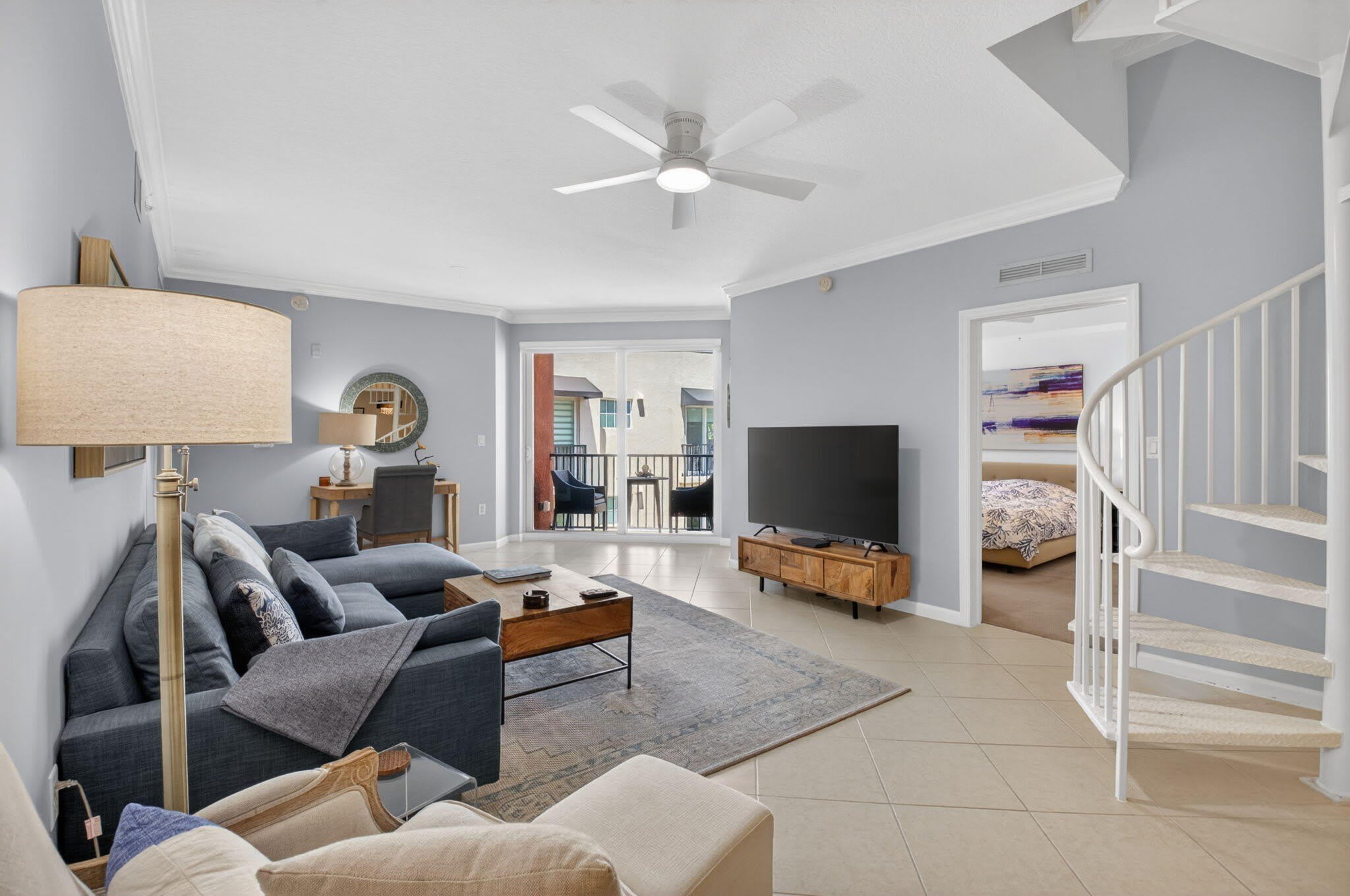 225 Ne 1St Street – photo 5