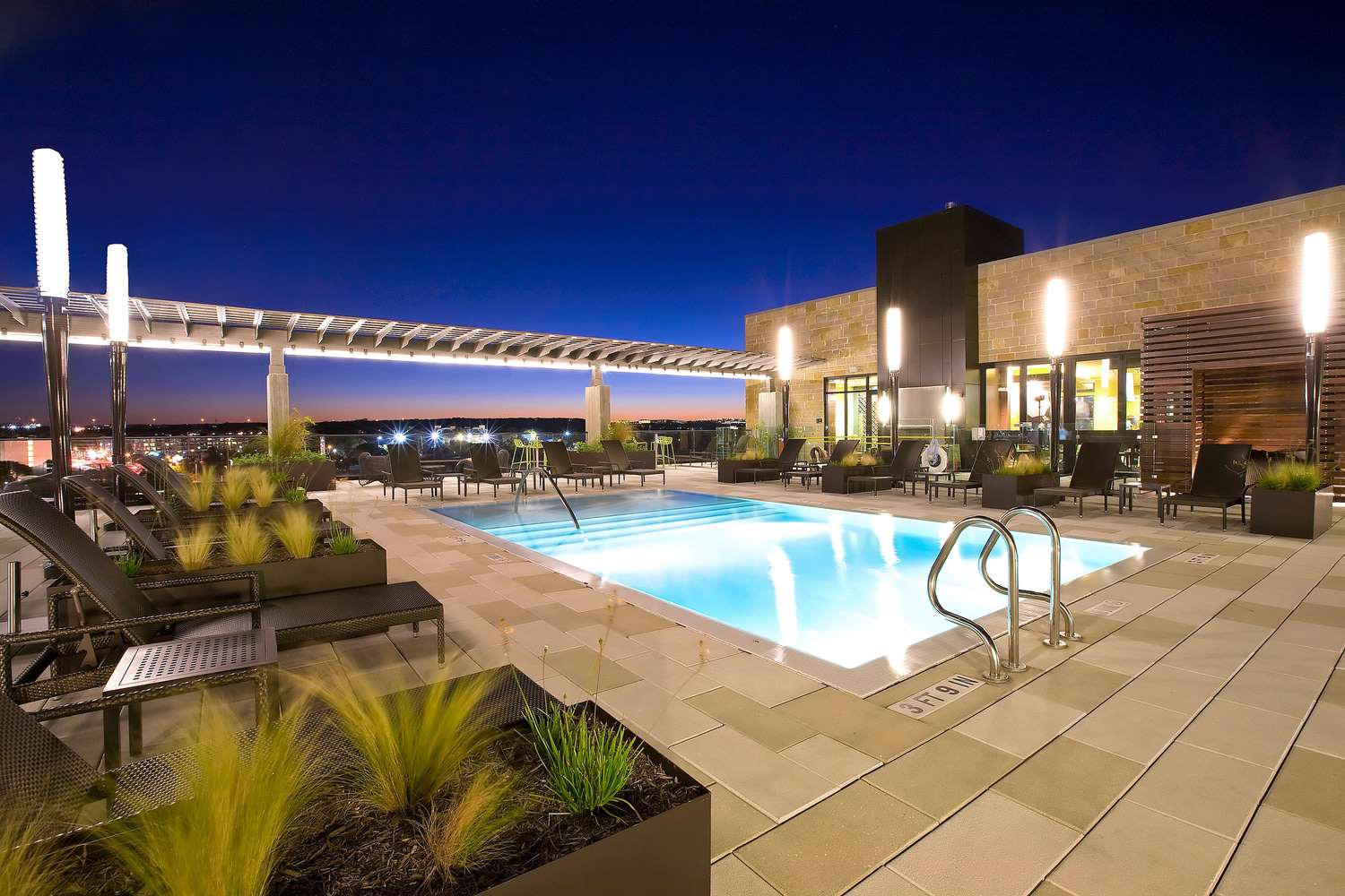 Gables Park Plaza – photo 1