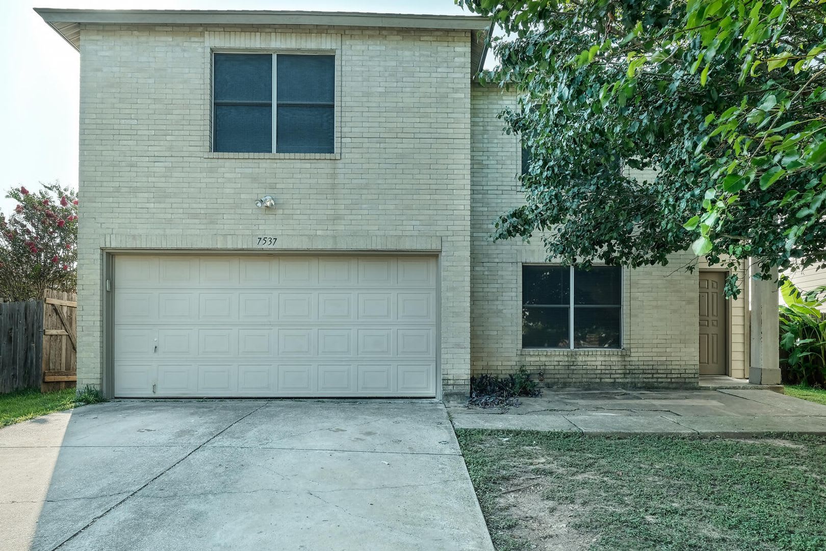 7537 Redrick Drive – photo 1