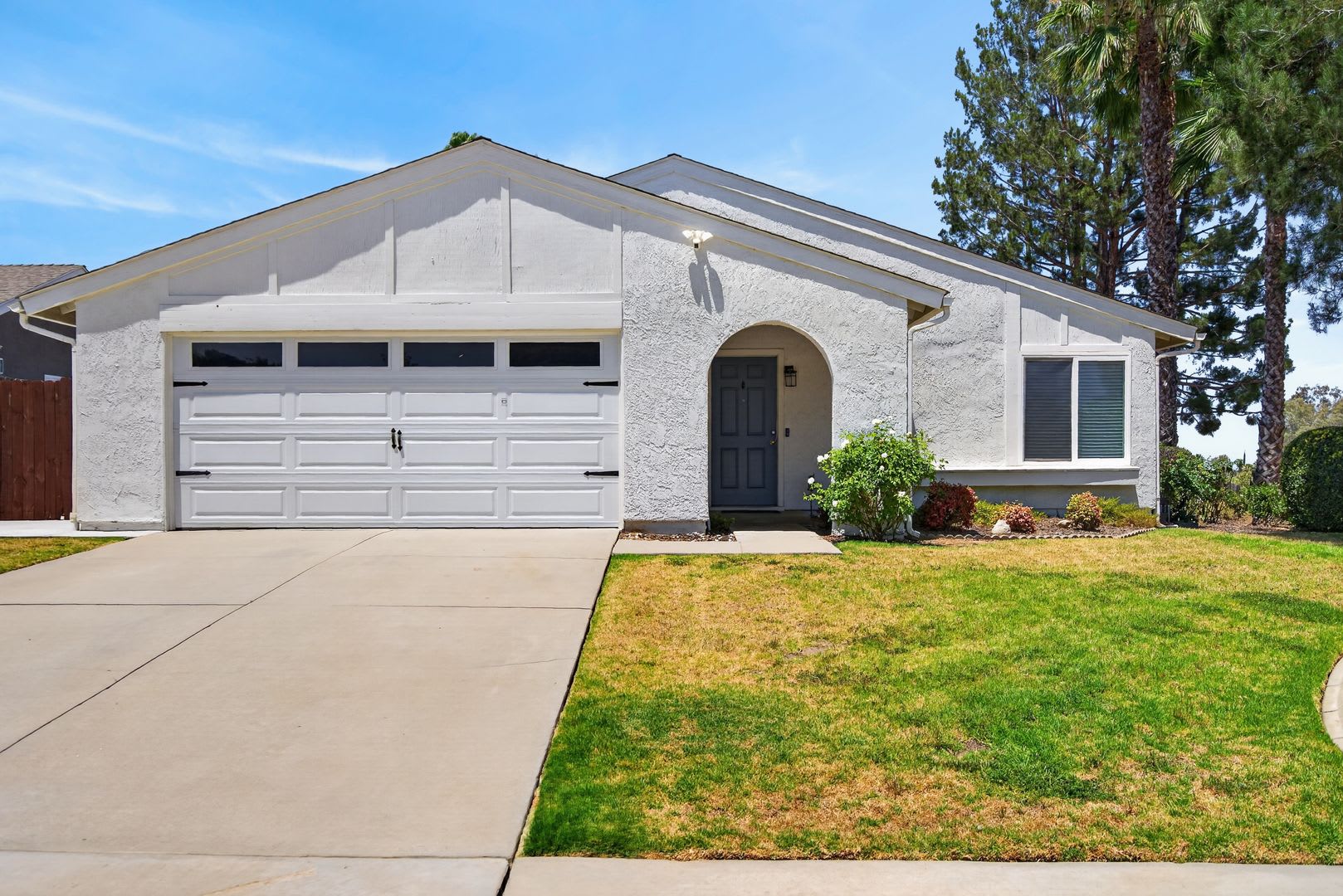 Charming Redlands Home – photo 3