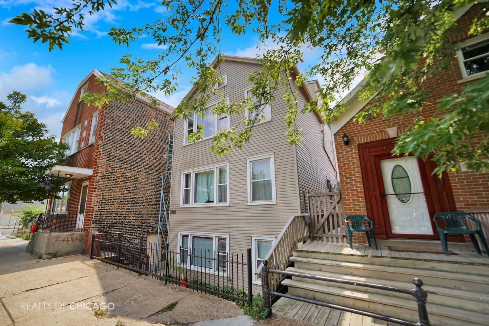 1905 W 19th Street – photo 1
