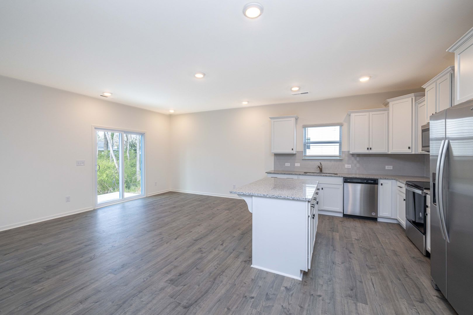 BEAUTIFUL 4 Bedroom Home Piedmont School District – photo 4