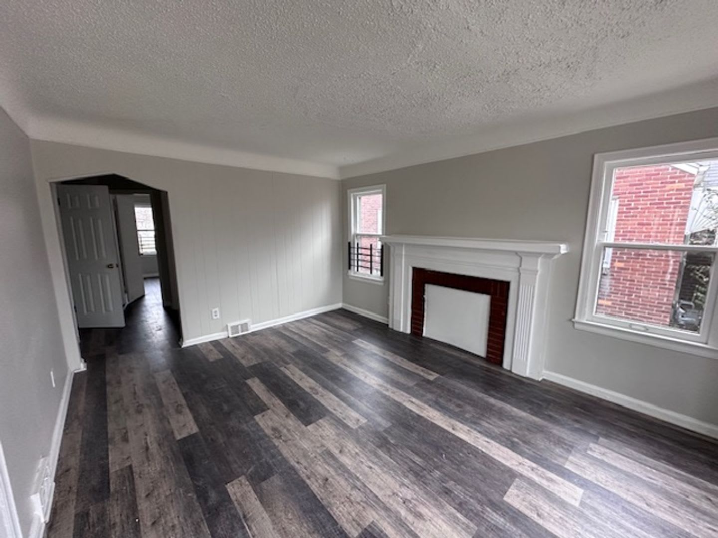 4bed 1 bath eastside Detroit with Garage and basement recently renovated! – photo 2