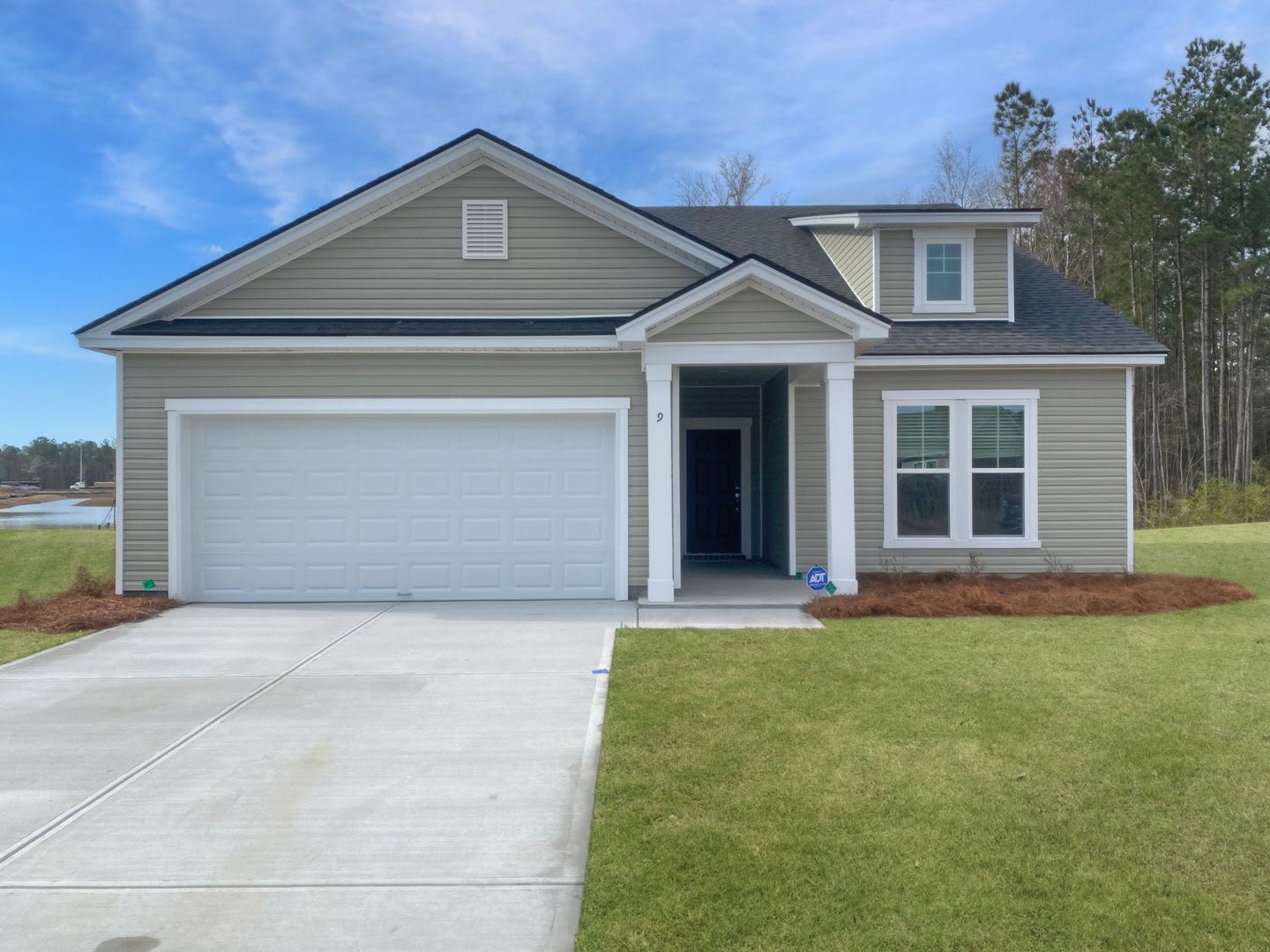 Spacious 4 Bedroom – photo 1